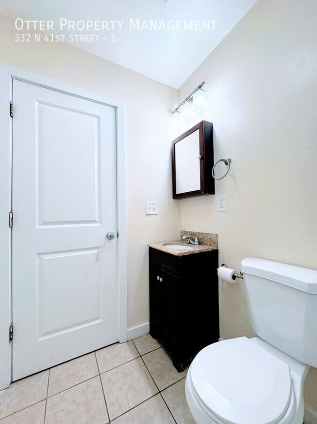 Building Photo - 332 N 41st St