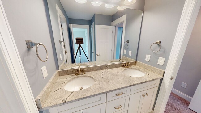 Building Photo - Custom Build in Whispering Pines!