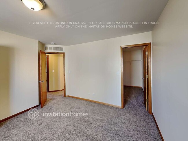 Building Photo - 26229 S Peach Tree Ln