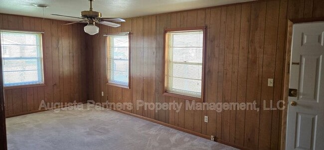 Building Photo - 2522 Georgetown Dr