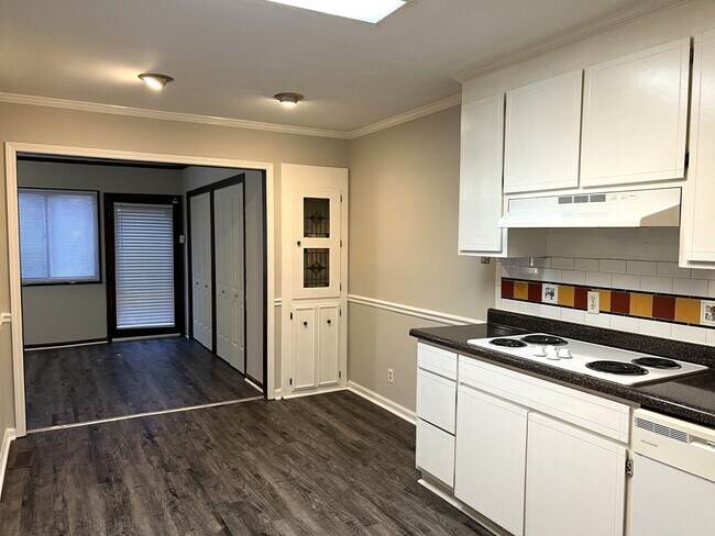 Building Photo - North Macon in Springdale/Howard School Districts