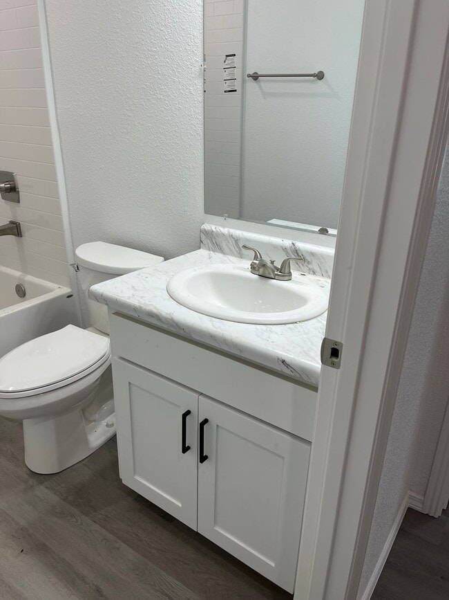 Building Photo - COX-POPLAR ST