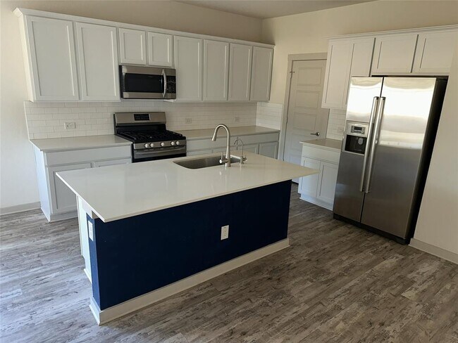 Building Photo - 241 Deserti Rd