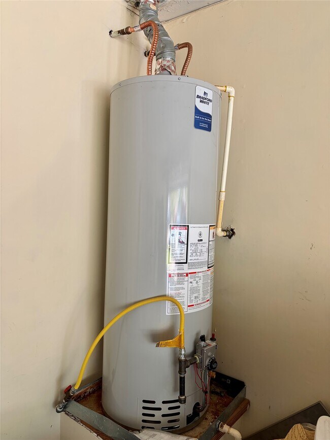 Building Photo - 5329 Tallowpine Terrace