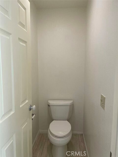 Building Photo - 15 Springbrook Rd