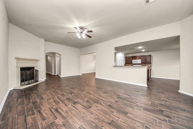 Building Photo - 6802 Level Pond Ln