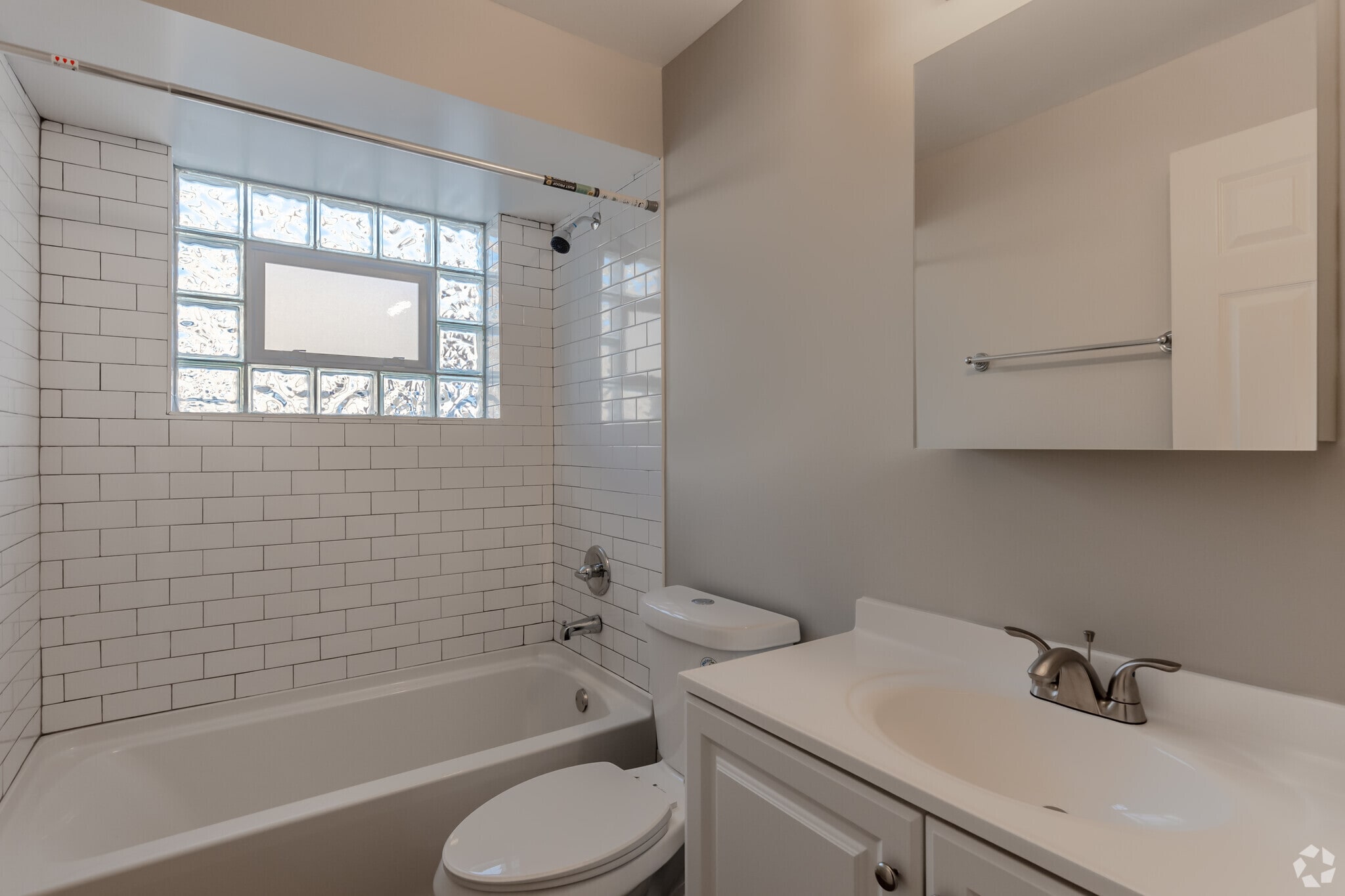 Building Photo - 8531 W Gregory St