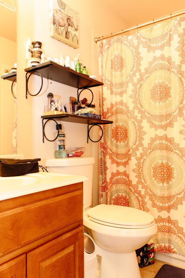 Building Photo - 5700 Keli Ct