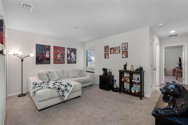 Building Photo - 5167 Bay Isle Cir