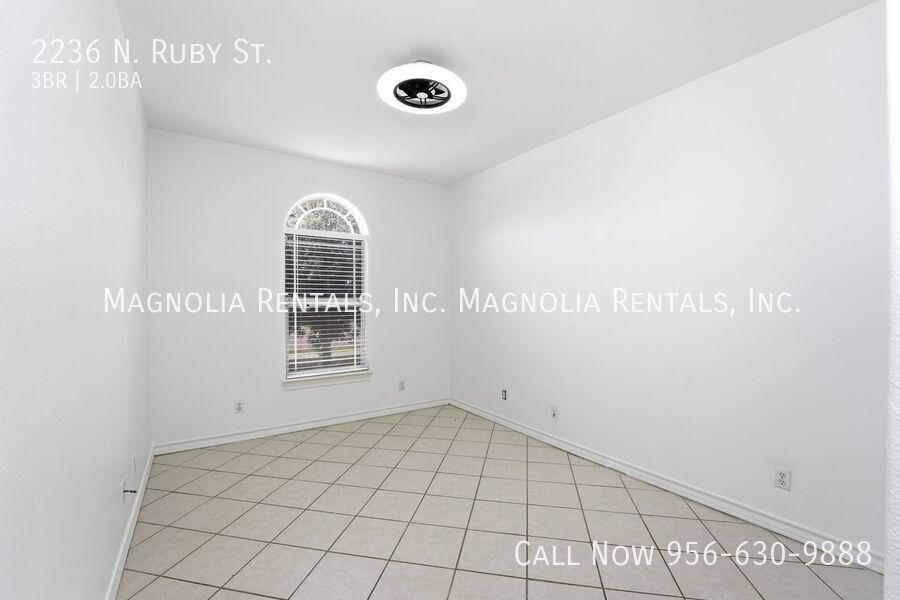 Building Photo - 2236 N Ruby St