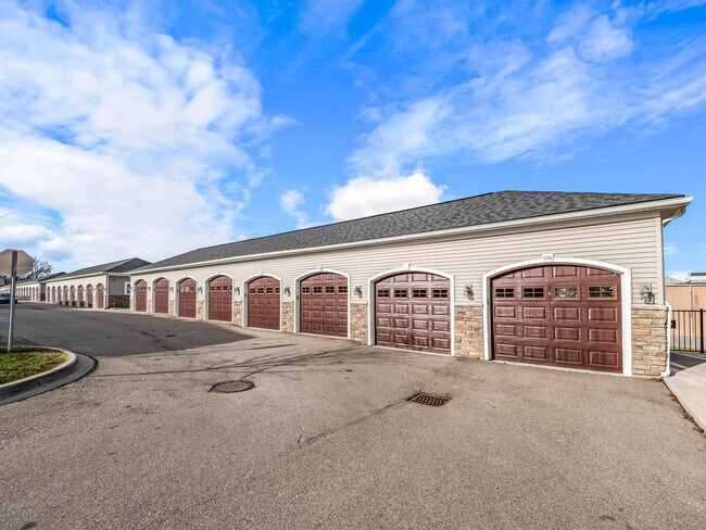 Building Photo - 5508 Arbor Chase Dr