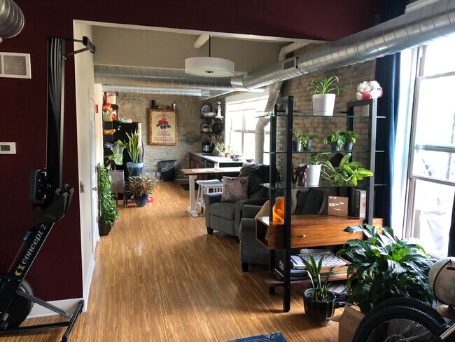 Building Photo - 56 Monroe Center St NW