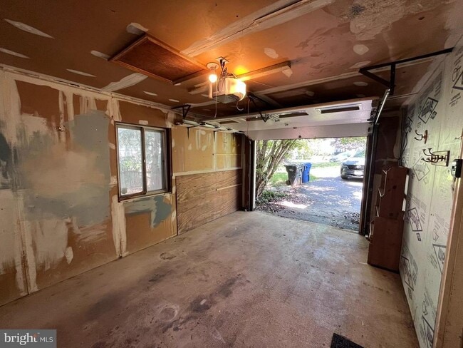 Building Photo - 6516 Cape Ct
