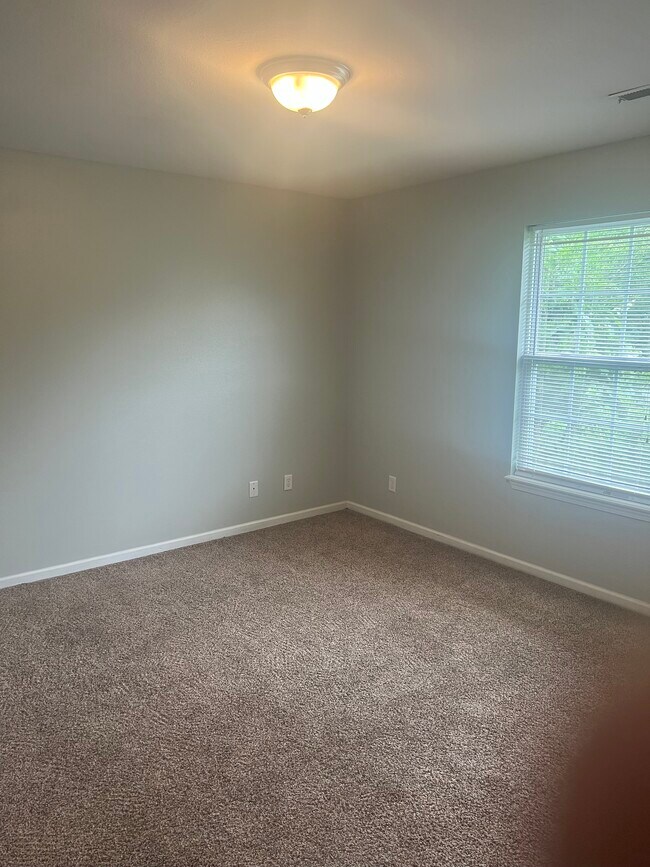 Bed room 2 - 24498 Tupelo Ln