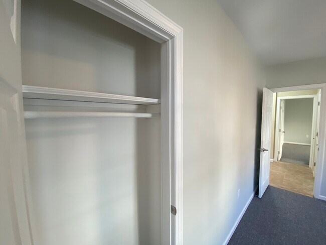 Building Photo - 1445 Concord Pl