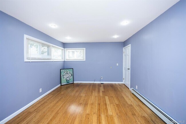 Building Photo - 201 Sprucewood Dr
