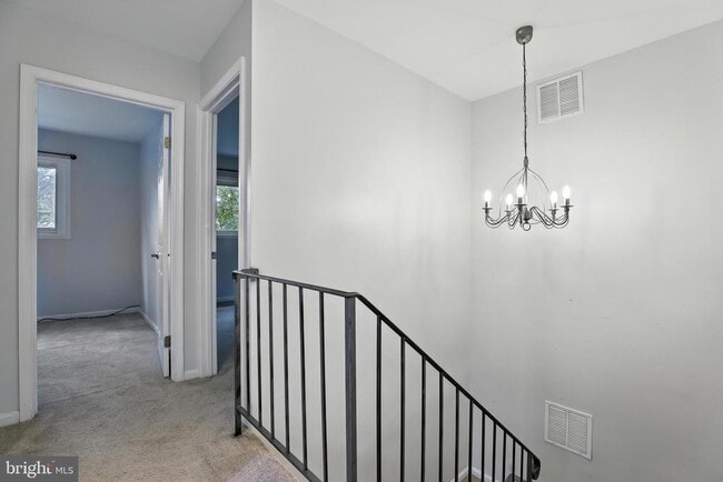 Building Photo - 4717 6th St NE