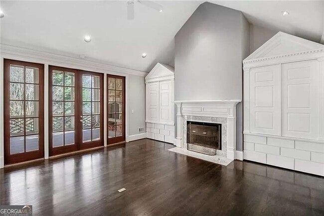 Building Photo - 460 Ivy Park Ln NE