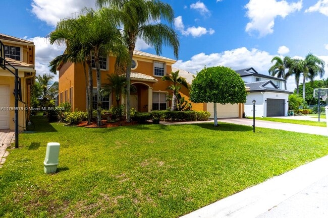 Building Photo - 12686 Little Palm Ln