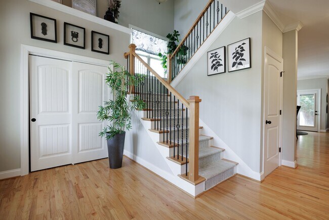 Building Photo - Beautiful home in Charleston walk community!