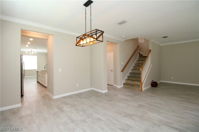 Building Photo - 2380 Fallglo St