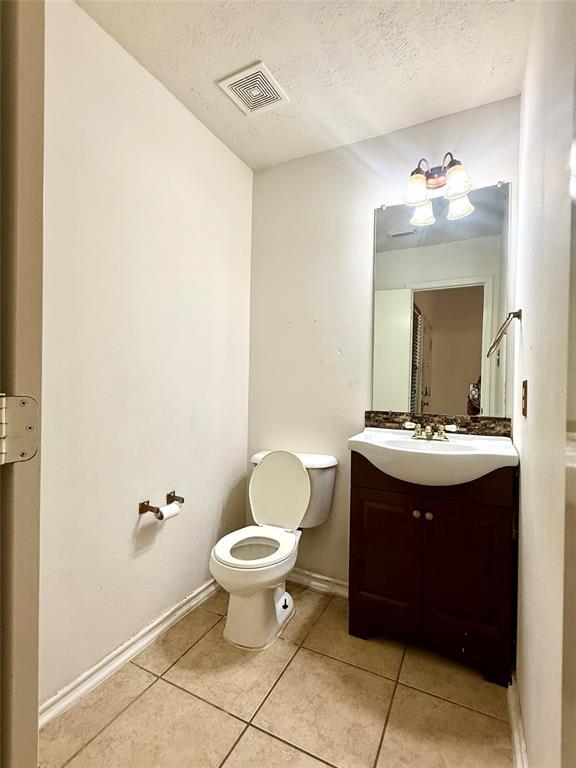 Building Photo - 4762 Lonestone Cir
