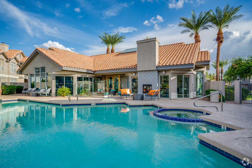 Pool Area - Sonoran Vista