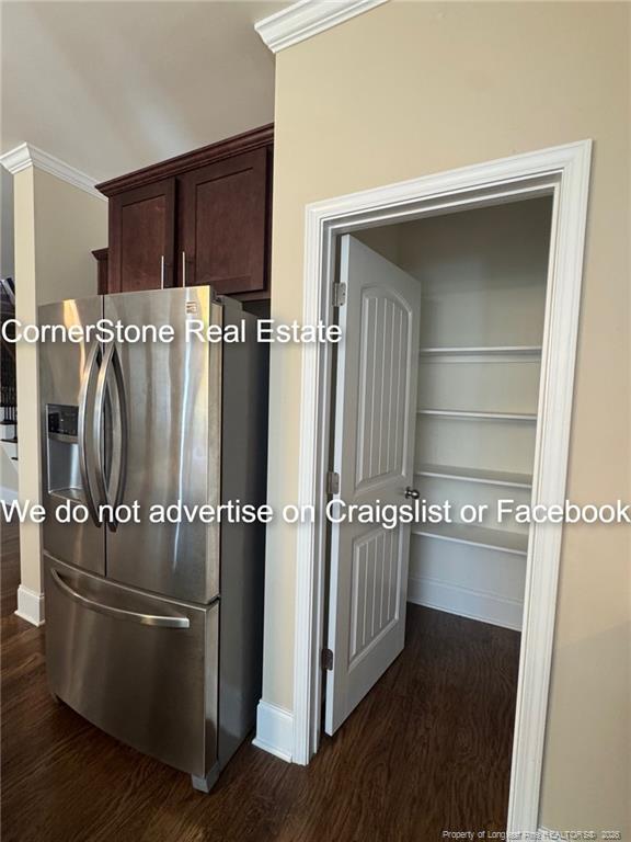 Building Photo - 547 Micahs Way N