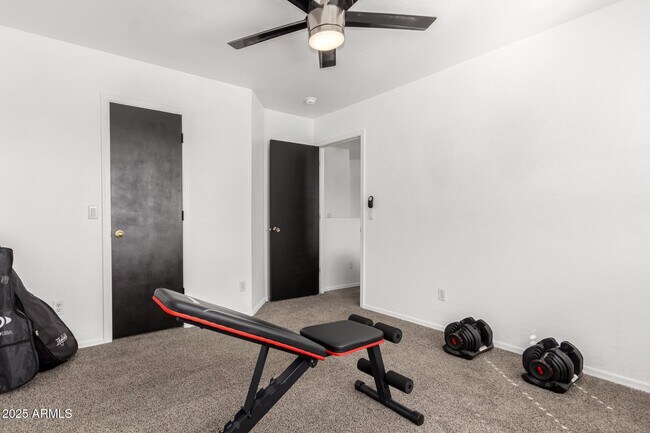 Building Photo - 8812 N 67th Dr