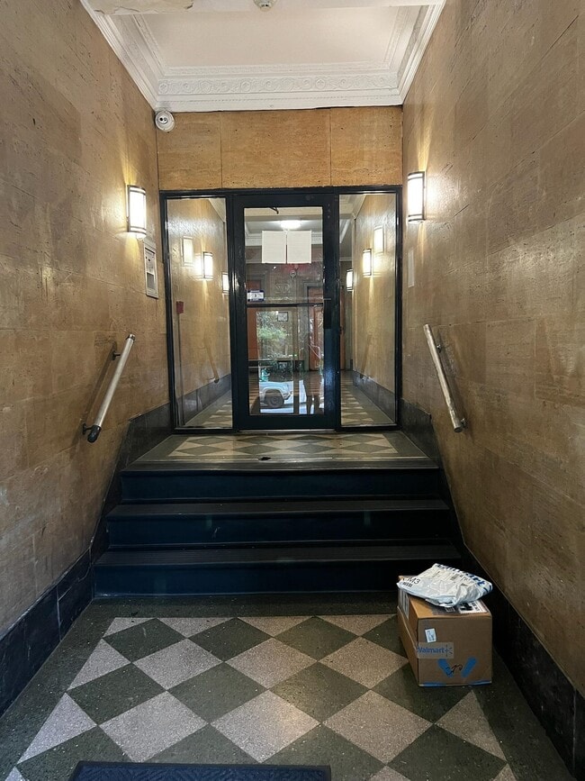 Building Photo - 270 Harrison Ave