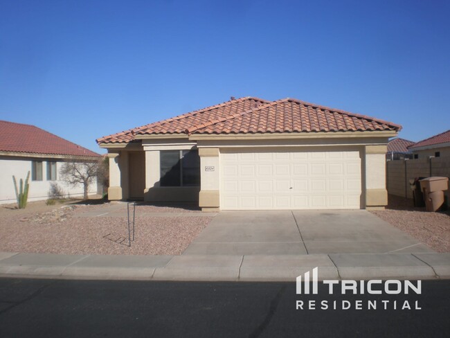 Primary Photo - 10534 W Carlota Ln