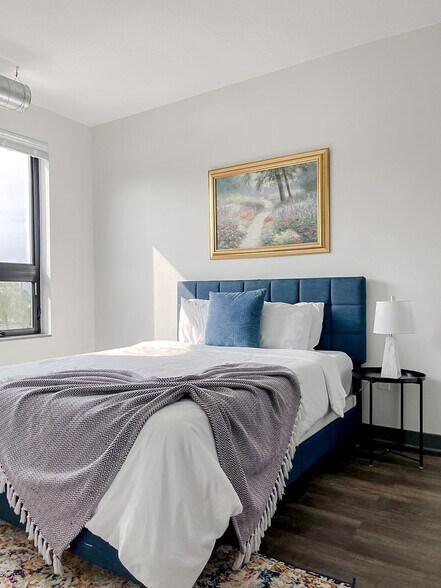 Building Photo - 1261 8th St