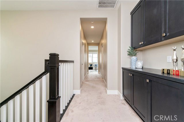 Building Photo - 158 Scale