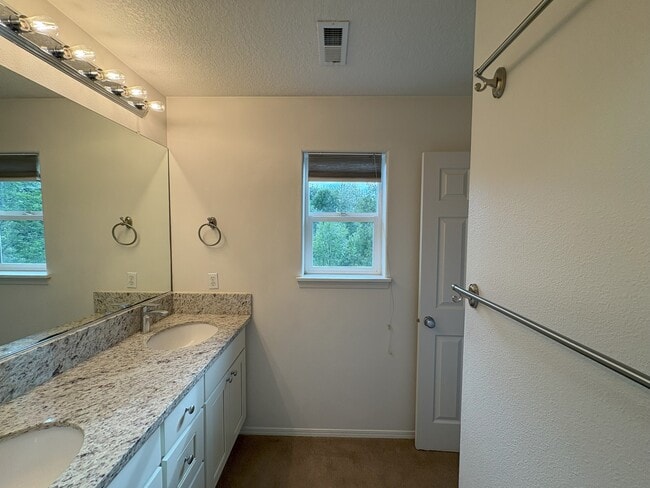 Building Photo - 16850 NW Arizona Dr