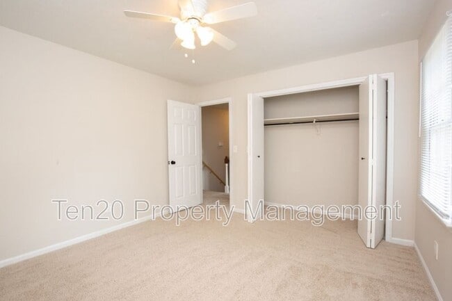 Building Photo - 4065 Windtree Ln