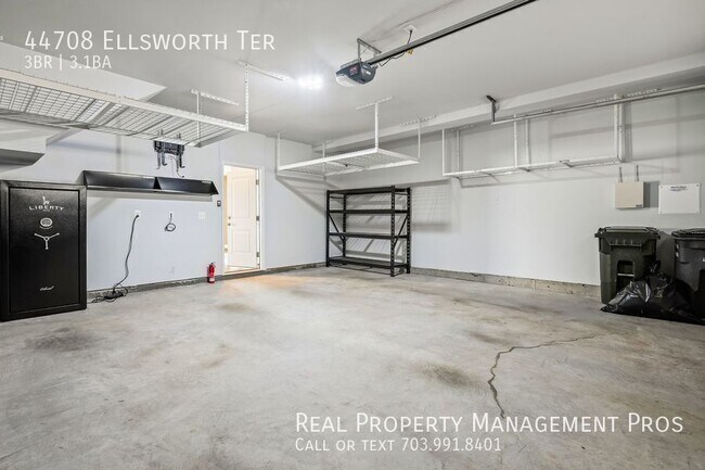 Building Photo - 44708 Ellsworth Terrace