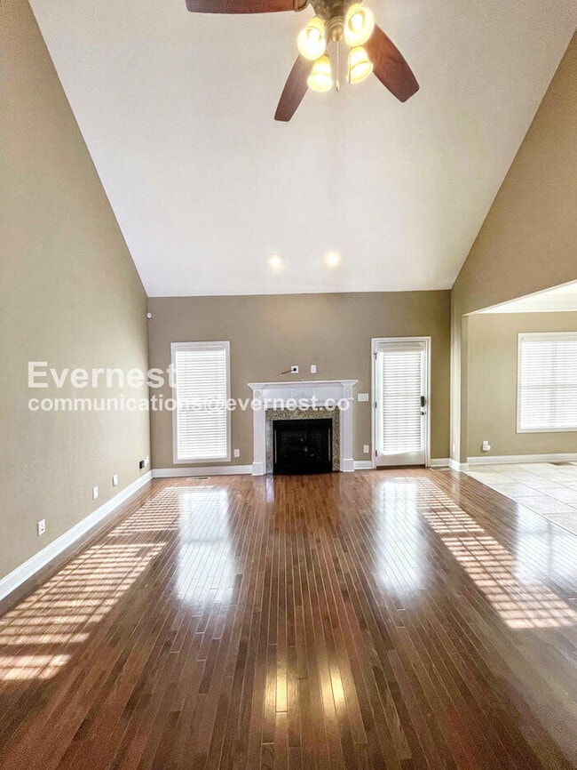 Building Photo - 1508 Green Grove Way