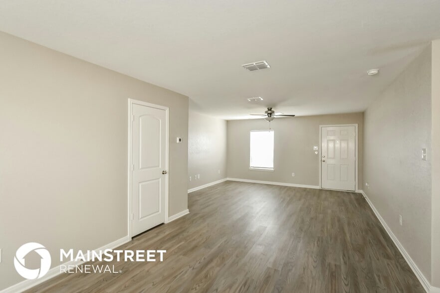 Building Photo - 6307 Sloane Cv