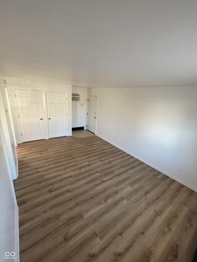 Building Photo - 701 S 14th St