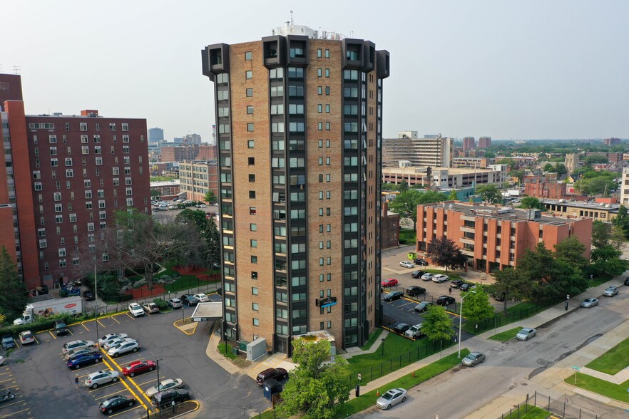 Primary Photo - CATHEDRAL TOWER APARTMENTS