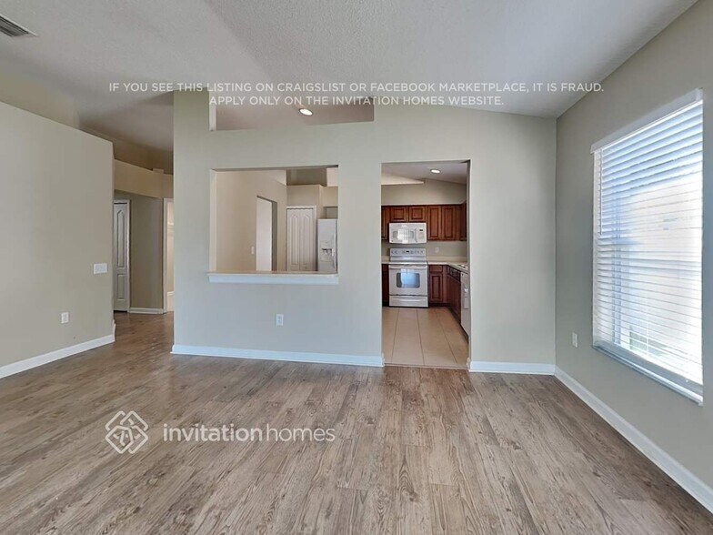 Building Photo - 7827 Outerbridge St