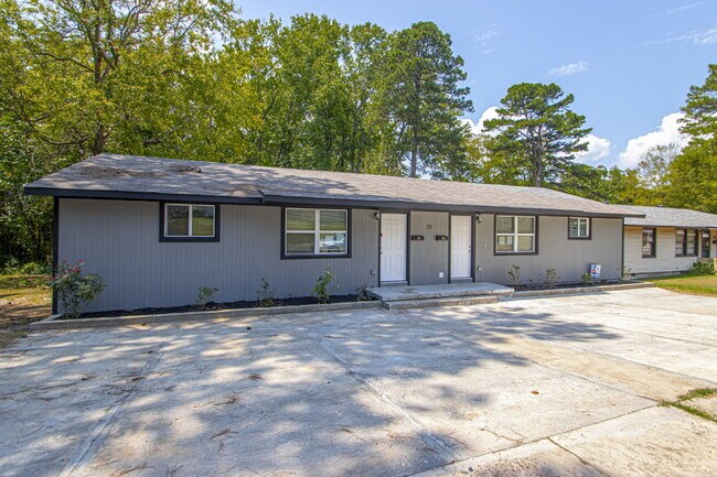 Building Photo - Live Better for Less – Updated 2BR Apartment in Benton, AR!