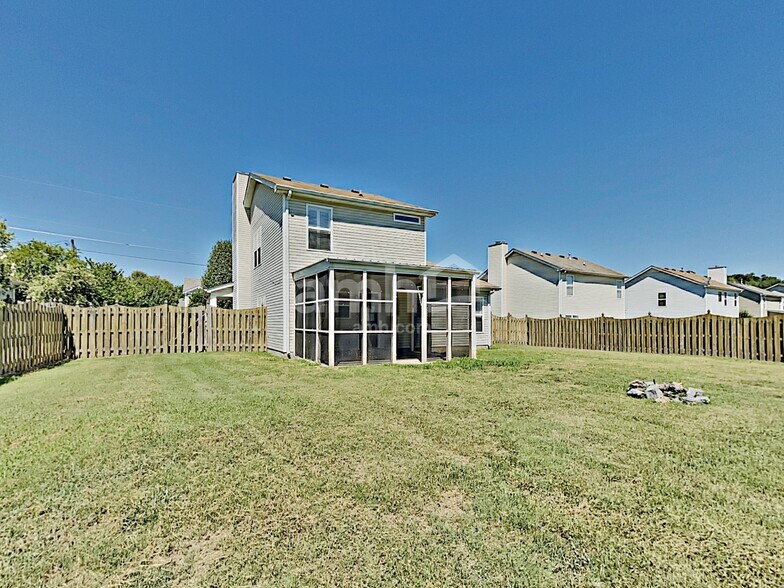 Building Photo - 7320 Middlebrook Cir