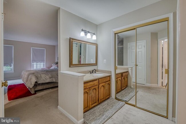 Building Photo - 3180 Rivanna Ct