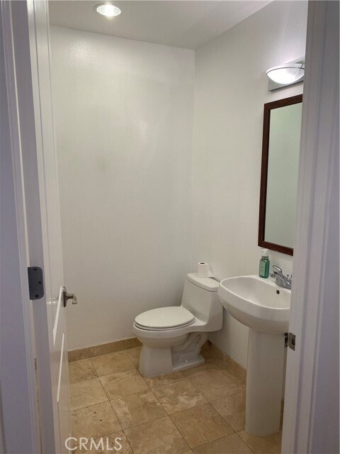 Building Photo - 11851 Laurelwood Dr