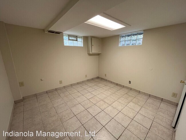 Building Photo - 2 br, 1 bath House - 223 Morse Rd.