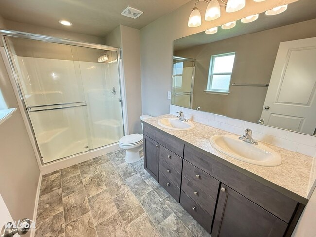 Building Photo - 3bd/2ba House in West Valley with Central AC, Fully Fenced Yard and Two Car Garage!
