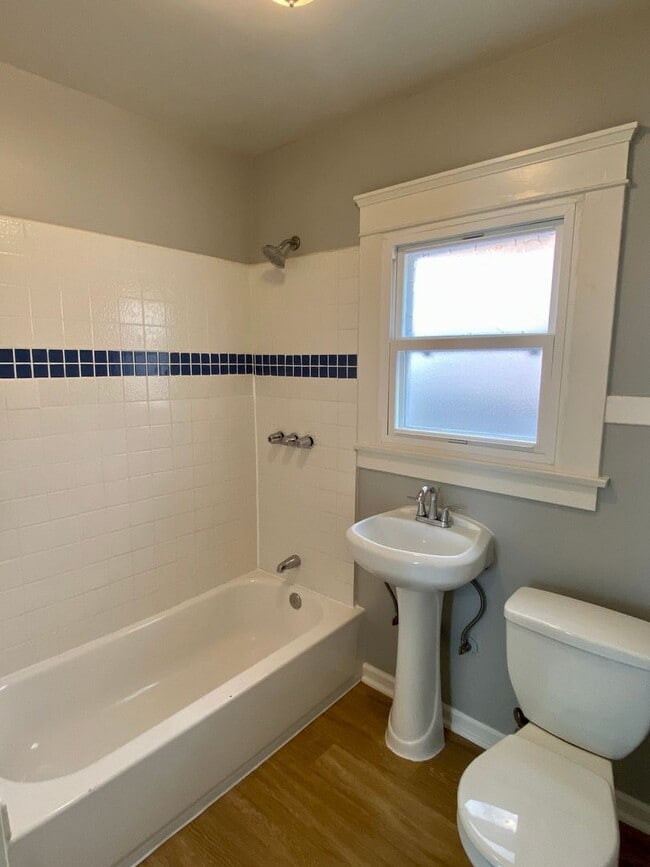 Building Photo - 2315-2317 State Street