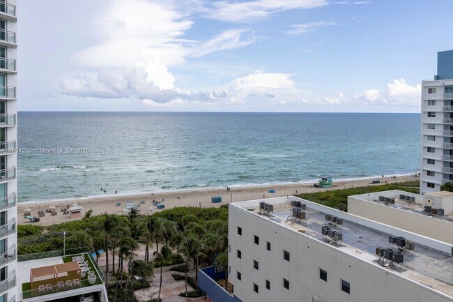 Building Photo - 7135 Collins Ave