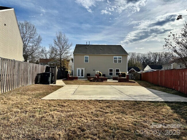 Building Photo - 4115 Rosefield Ct
